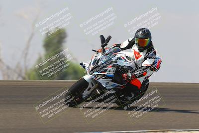 media/Sep-20-2025-TrackDaz (Sat) [[27f0cde673]]/B Group/1120am (Turn 2)/